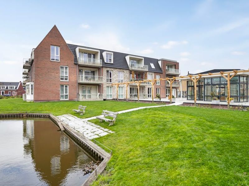 De Veense Tuin 6, Roelofarendsveen