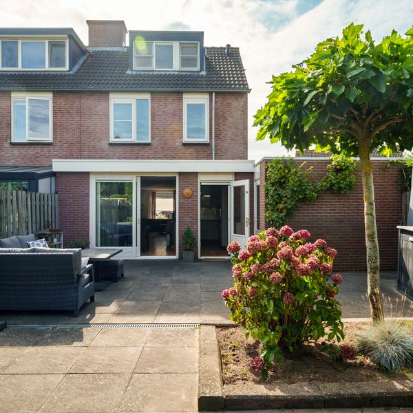 Oeverzwaluw 55, 'S-Hertogenbosch