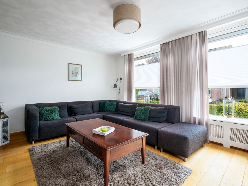 Oeverzwaluw 55, 'S-Hertogenbosch