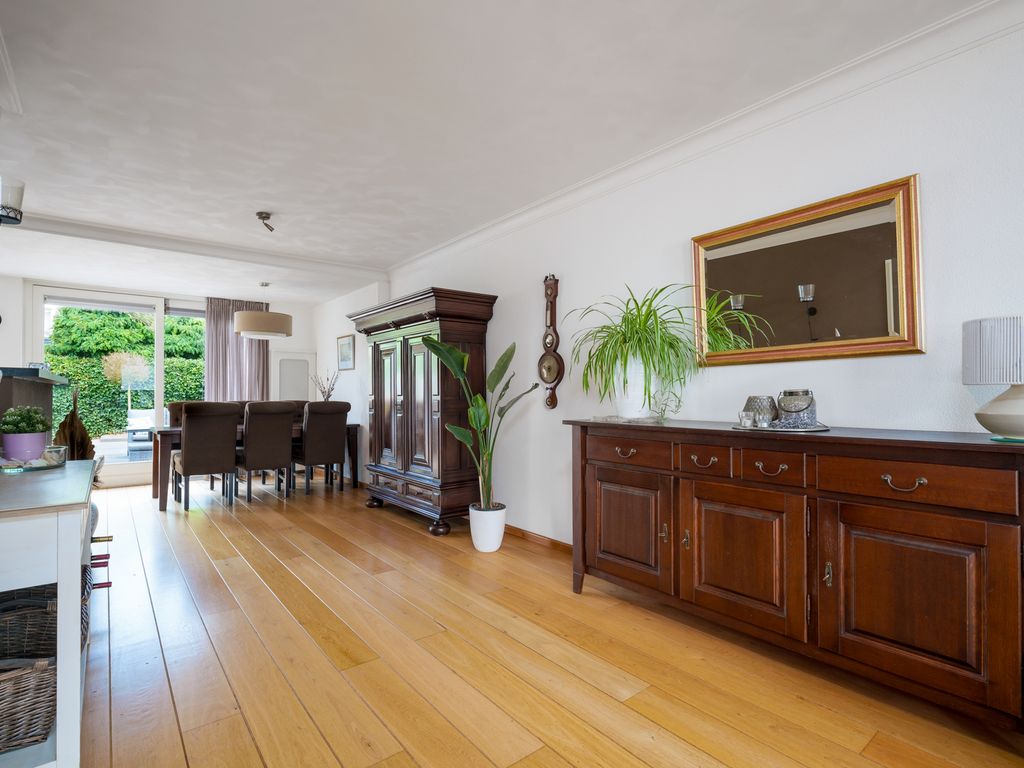 Oeverzwaluw 55, 'S-Hertogenbosch