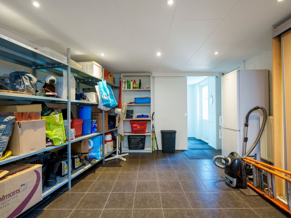 Oeverzwaluw 55, 'S-Hertogenbosch