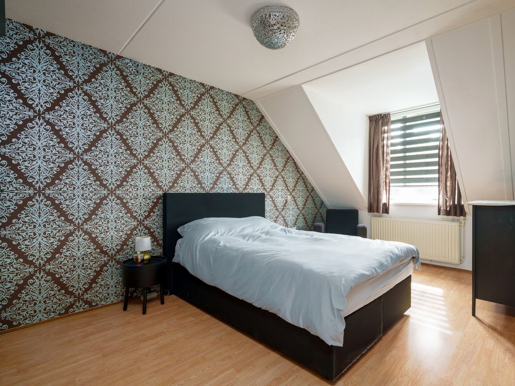 Oeverzwaluw 55, 'S-Hertogenbosch