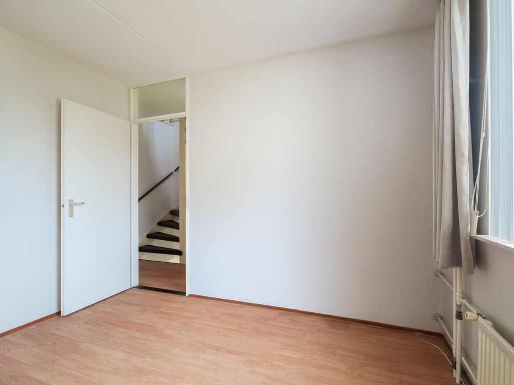 Oeverzwaluw 55, 'S-Hertogenbosch