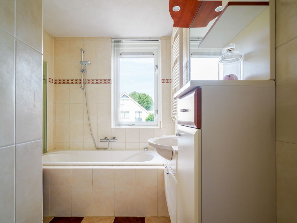 Oeverzwaluw 55, 'S-Hertogenbosch