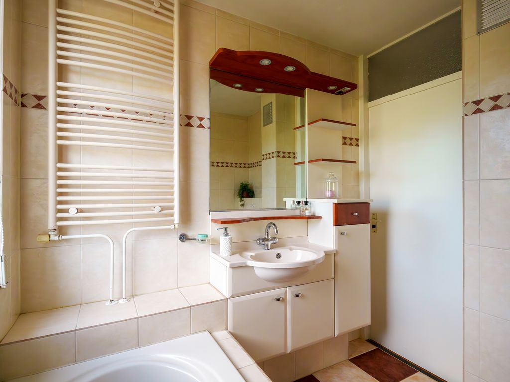 Oeverzwaluw 55, 'S-Hertogenbosch