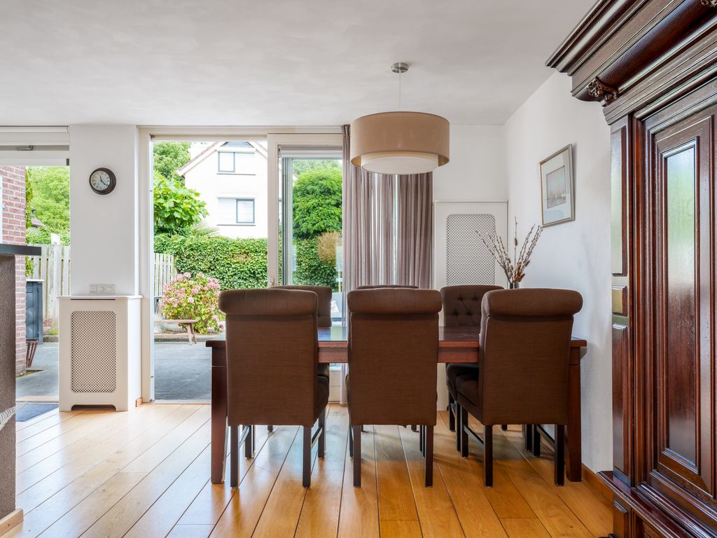 Oeverzwaluw 55, 'S-Hertogenbosch