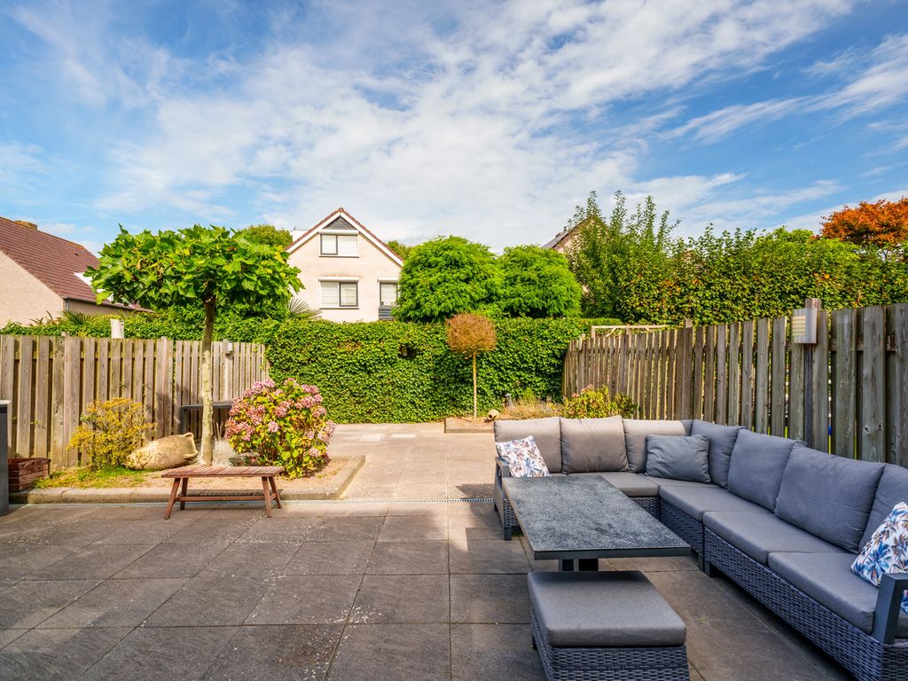 Oeverzwaluw 55, 'S-Hertogenbosch