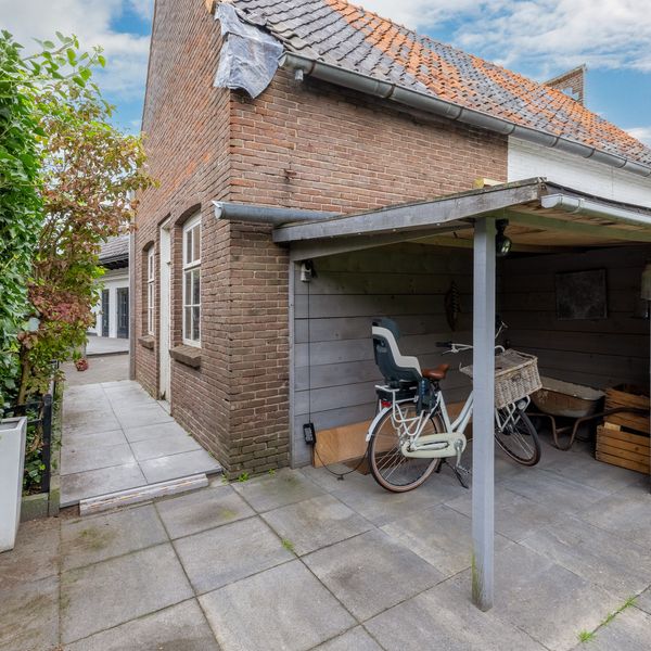 Wolput 83A, Vlijmen