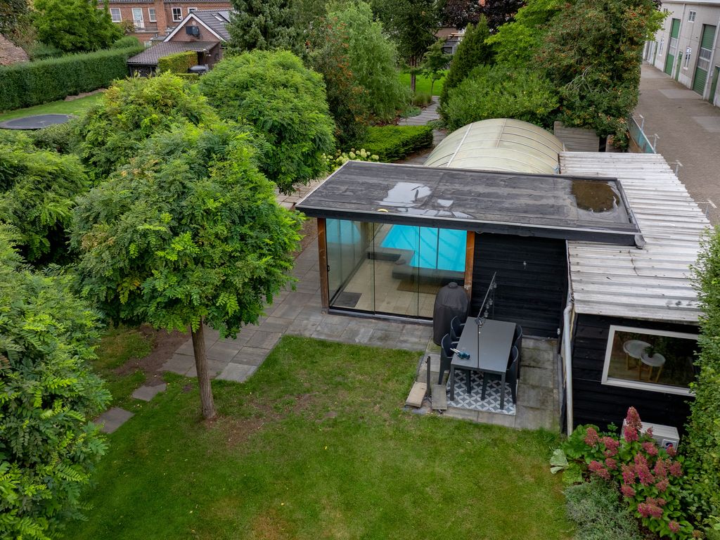 Wolput 83A, Vlijmen