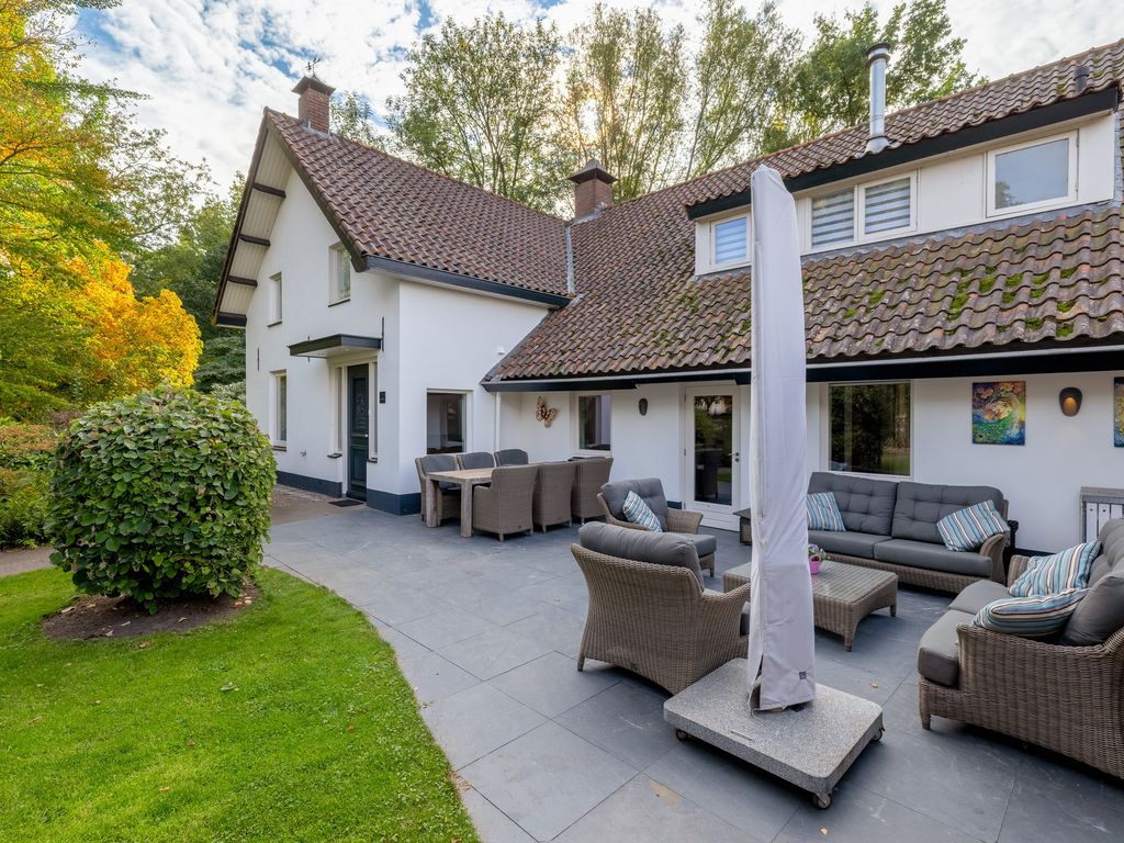 Runselstraat 10, Berghem