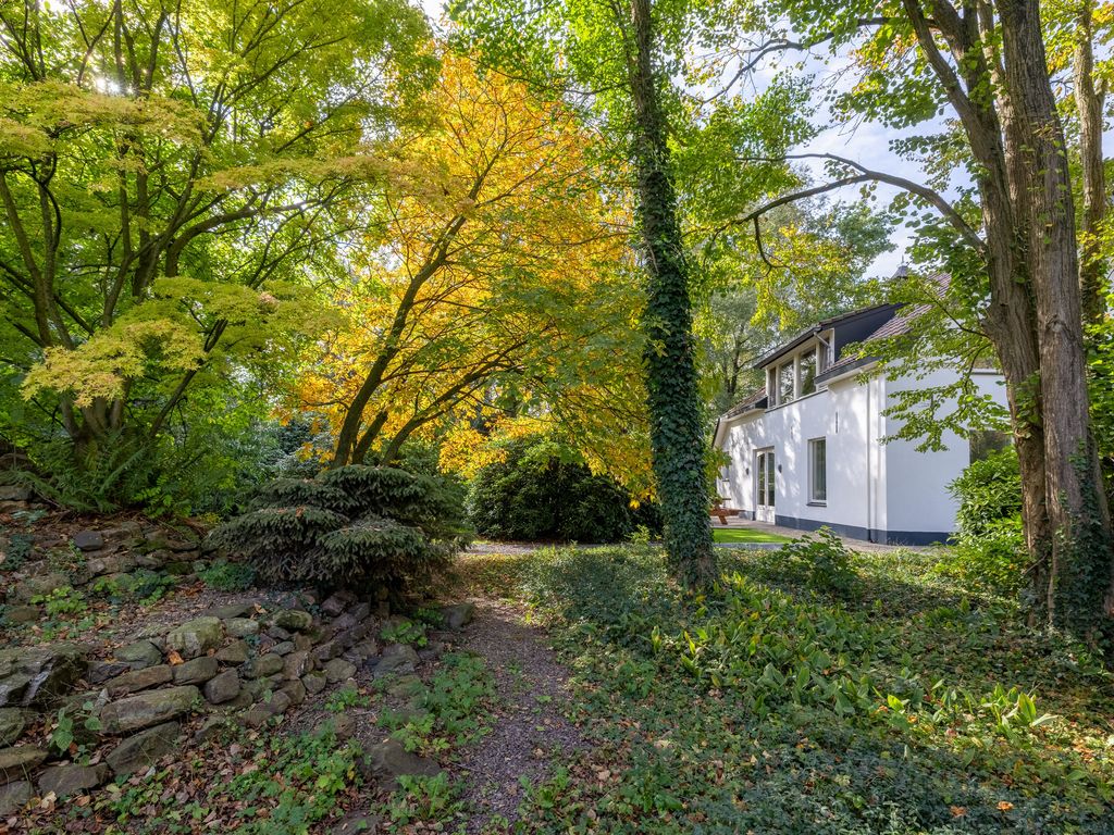 Runselstraat 10, Berghem