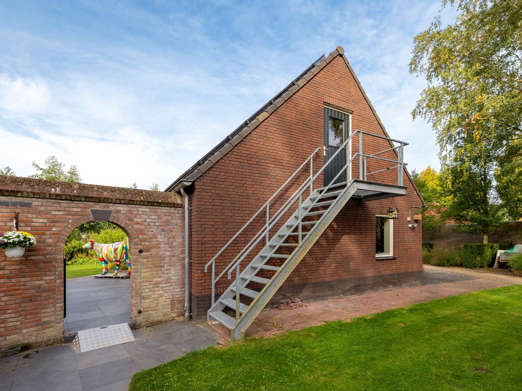 Runselstraat 10, Berghem