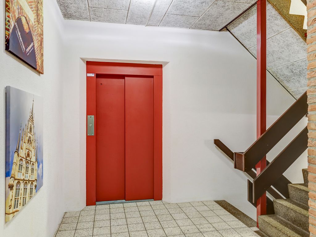 Regentesseplantsoen 33, GOUDA