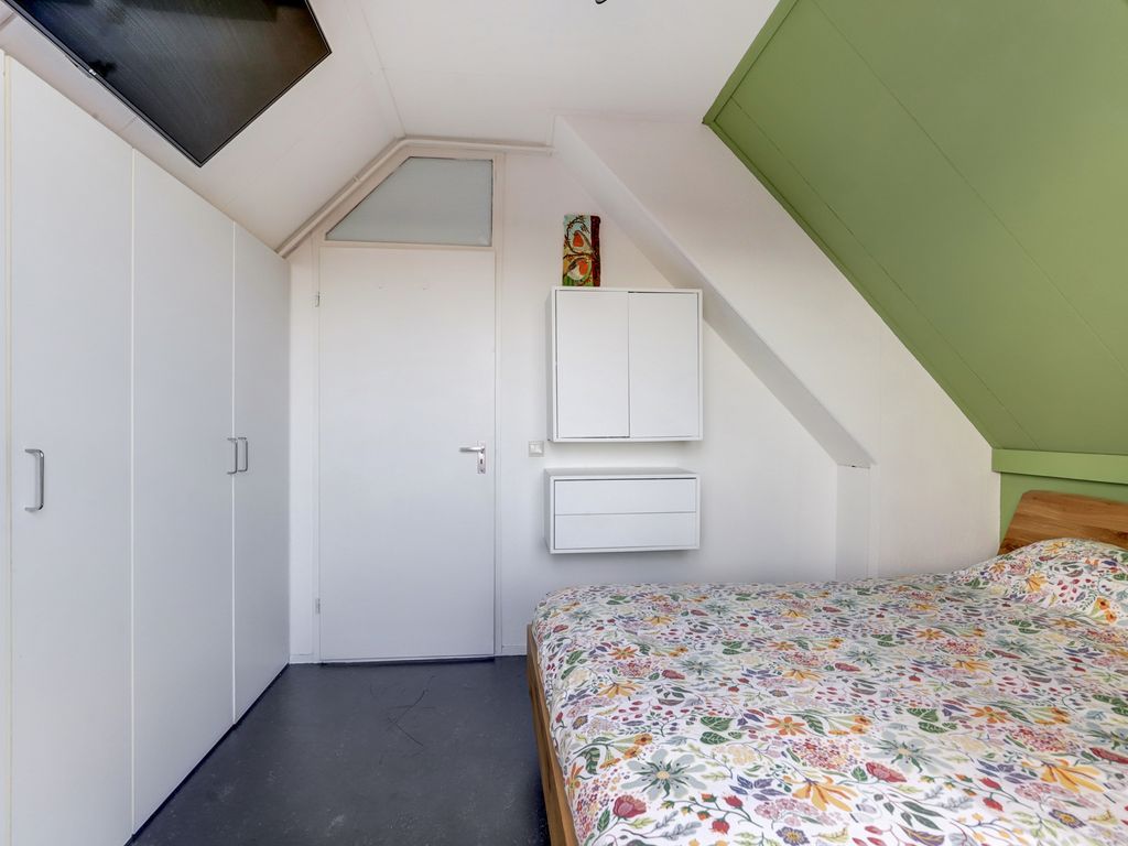 Regentesseplantsoen 33, GOUDA