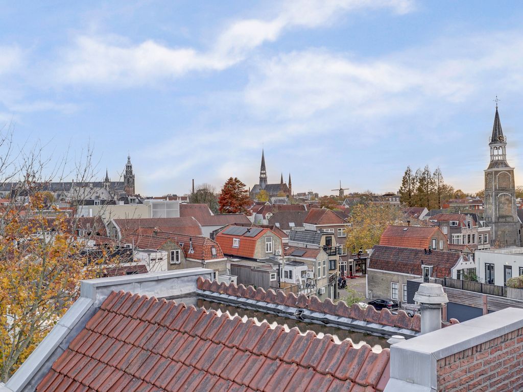 Regentesseplantsoen 33, GOUDA