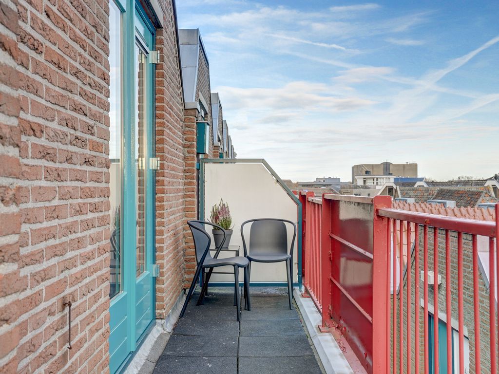 Regentesseplantsoen 33, GOUDA