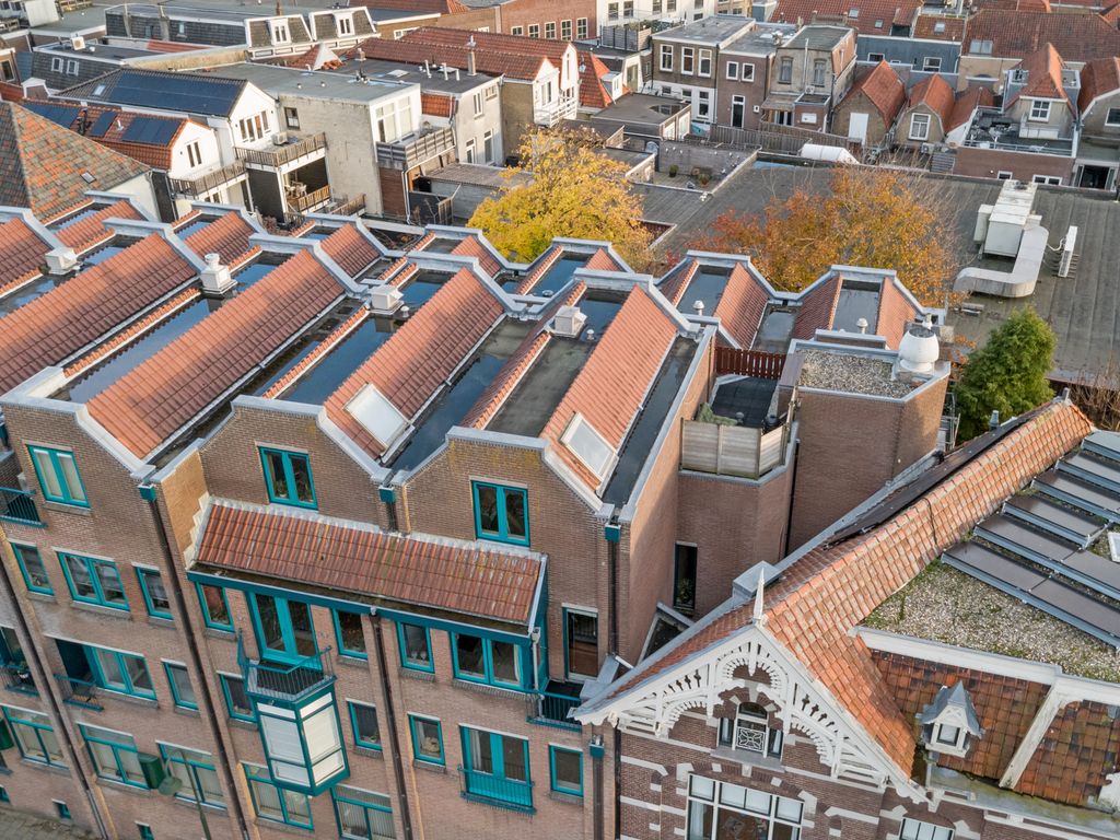 Regentesseplantsoen 33, GOUDA