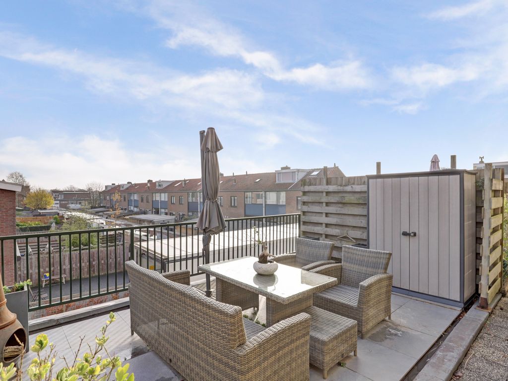 Van Staverenstraat 20a, REEUWIJK