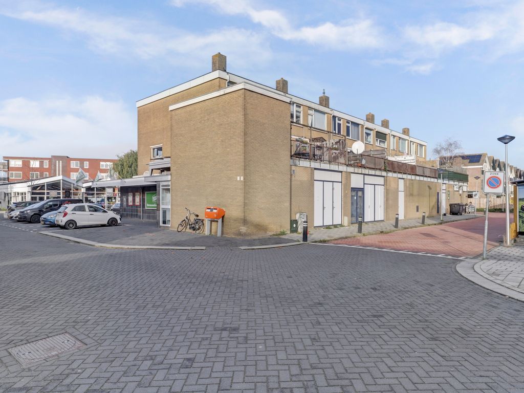 Van Staverenstraat 20a, REEUWIJK