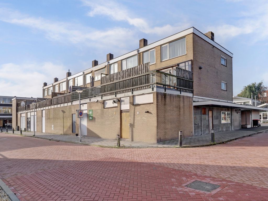 Van Staverenstraat 20a, REEUWIJK