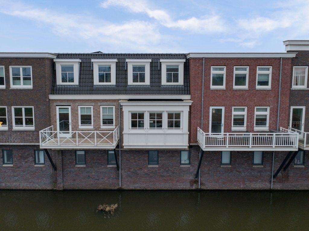 IJsseloogwal 15, GOUDA