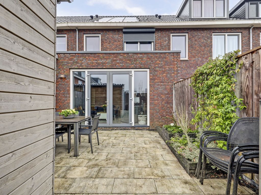 Burgemeester van Dijkesingel 94, GOUDA