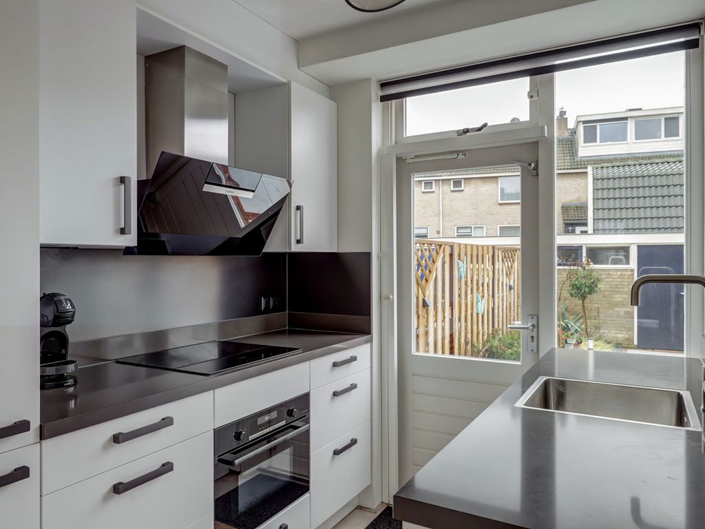 Dunantstraat 100, HAASTRECHT