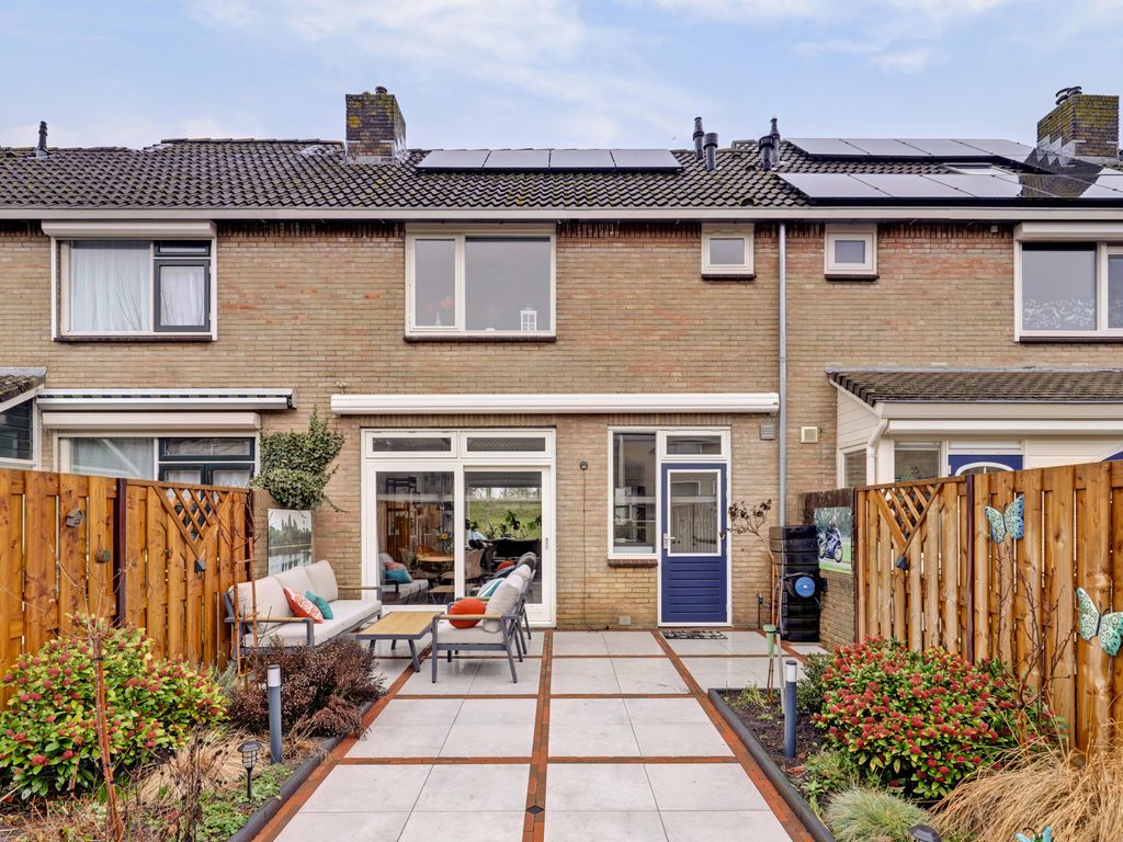 Dunantstraat 100, HAASTRECHT