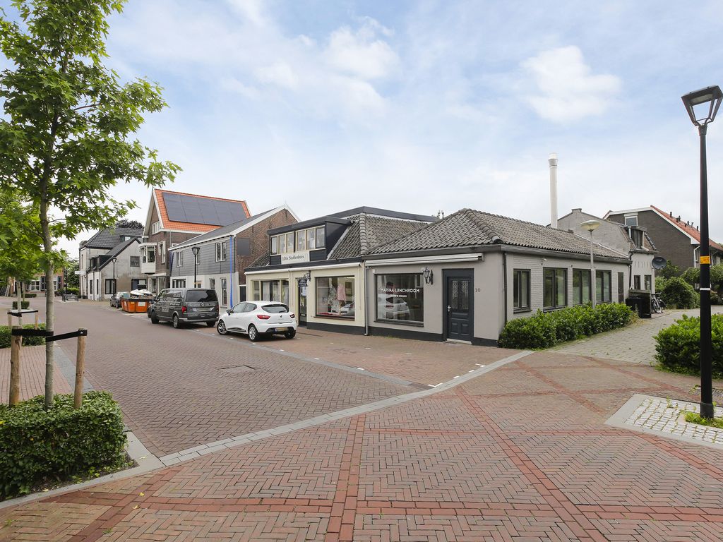 Kerkweg-West 10, WADDINXVEEN