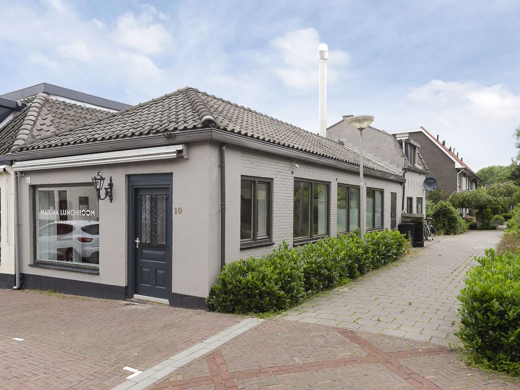 Kerkweg-West 10, WADDINXVEEN