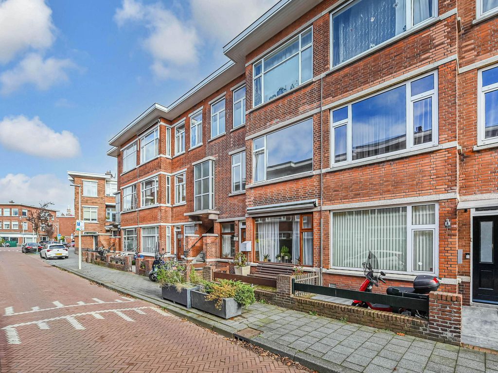 Barneveldstraat 60, 'S-GRAVENHAGE