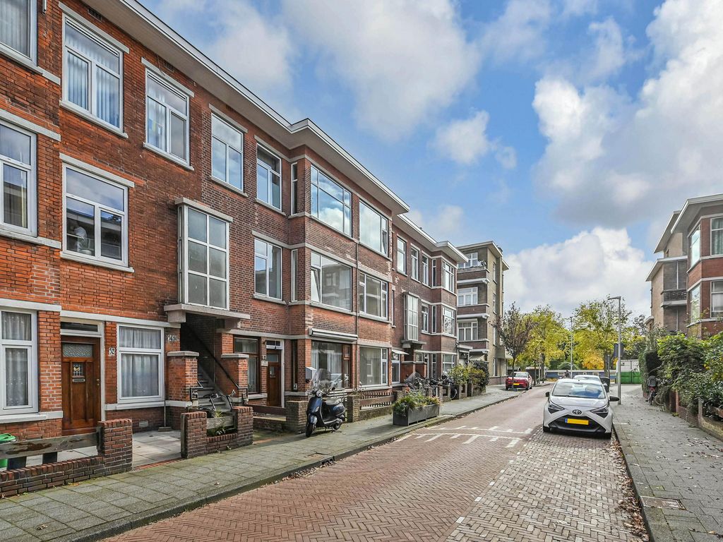 Barneveldstraat 60, 'S-GRAVENHAGE
