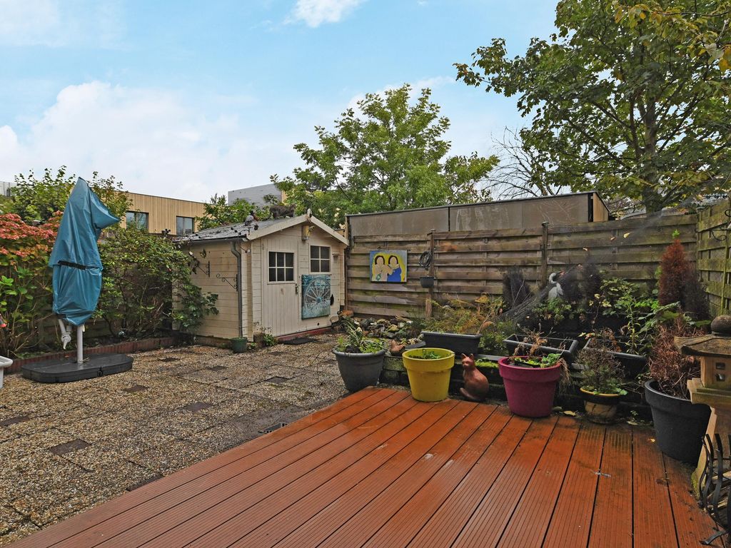 Perenstraat 43, 'S-GRAVENHAGE