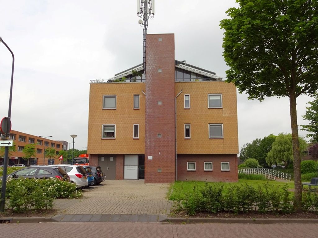 Vijverhof 10, Avenhorn