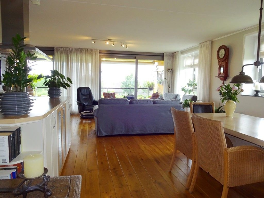 Vijverhof 10, Avenhorn
