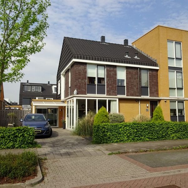 Raaigras 8, De Goorn