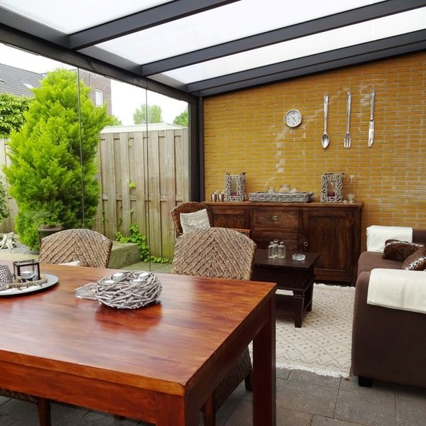 Raaigras 8, De Goorn