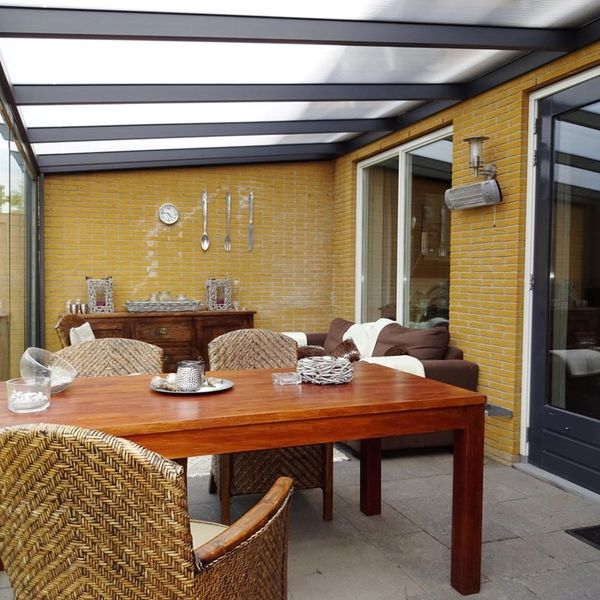 Raaigras 8, De Goorn