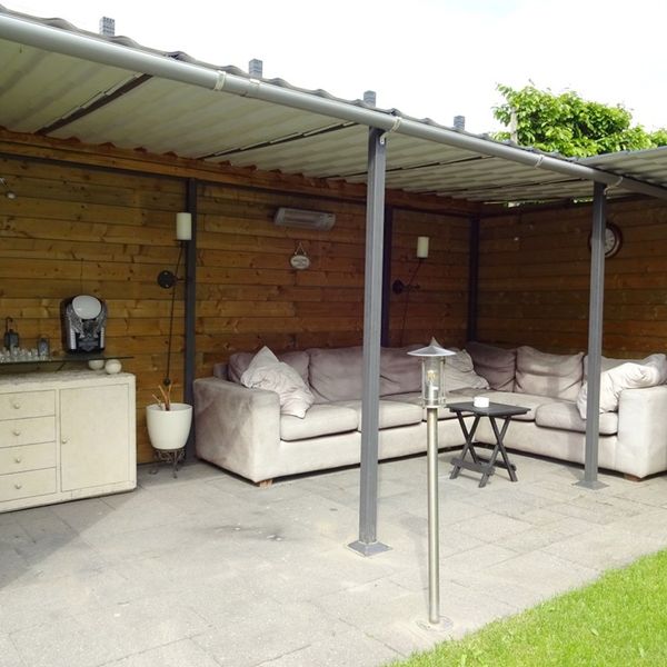 Raaigras 8, De Goorn