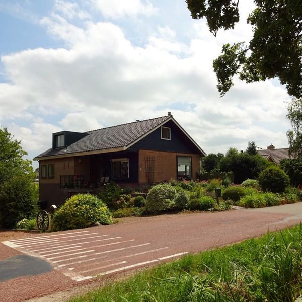 Rustenburgerdijk 6, Ursem