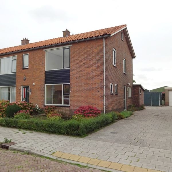 Bernhardstraat 17, Avenhorn