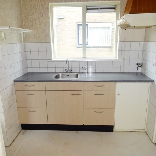 Bernhardstraat 17, Avenhorn