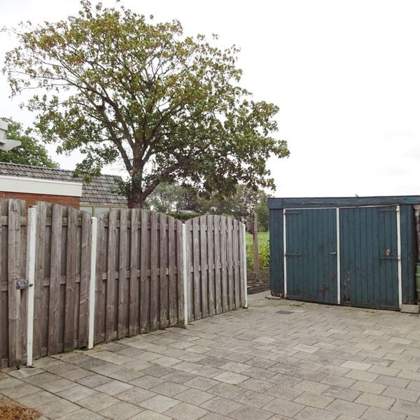 Bernhardstraat 17, Avenhorn