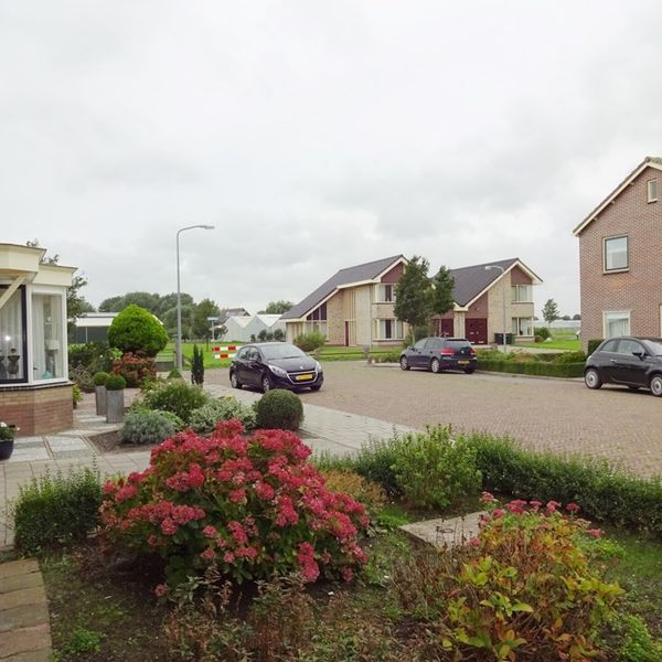 Bernhardstraat 17, Avenhorn