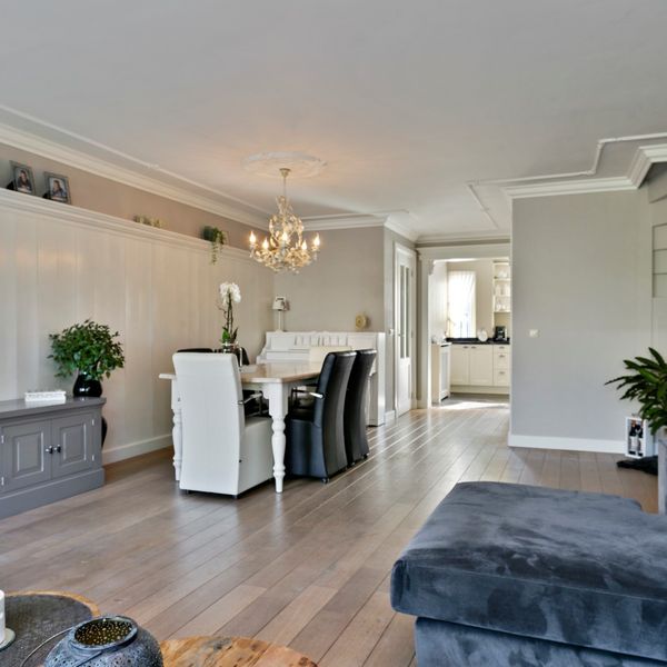 Meerval 11, Avenhorn