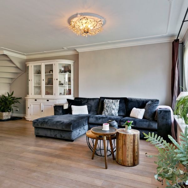 Meerval 11, Avenhorn