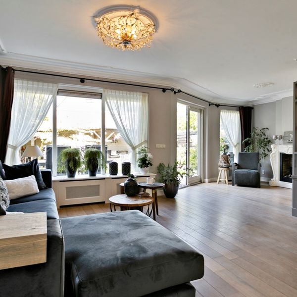 Meerval 11, Avenhorn