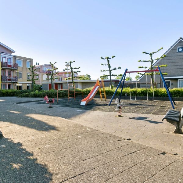 Meerval 11, Avenhorn