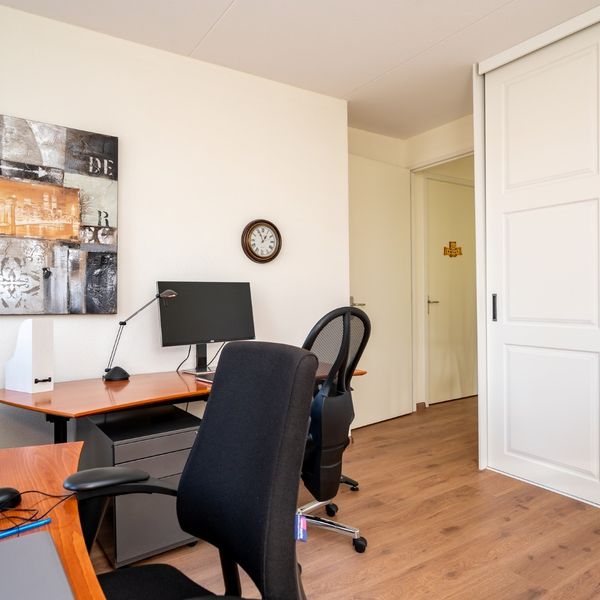 Pennekamplaan 55, Oosterblokker