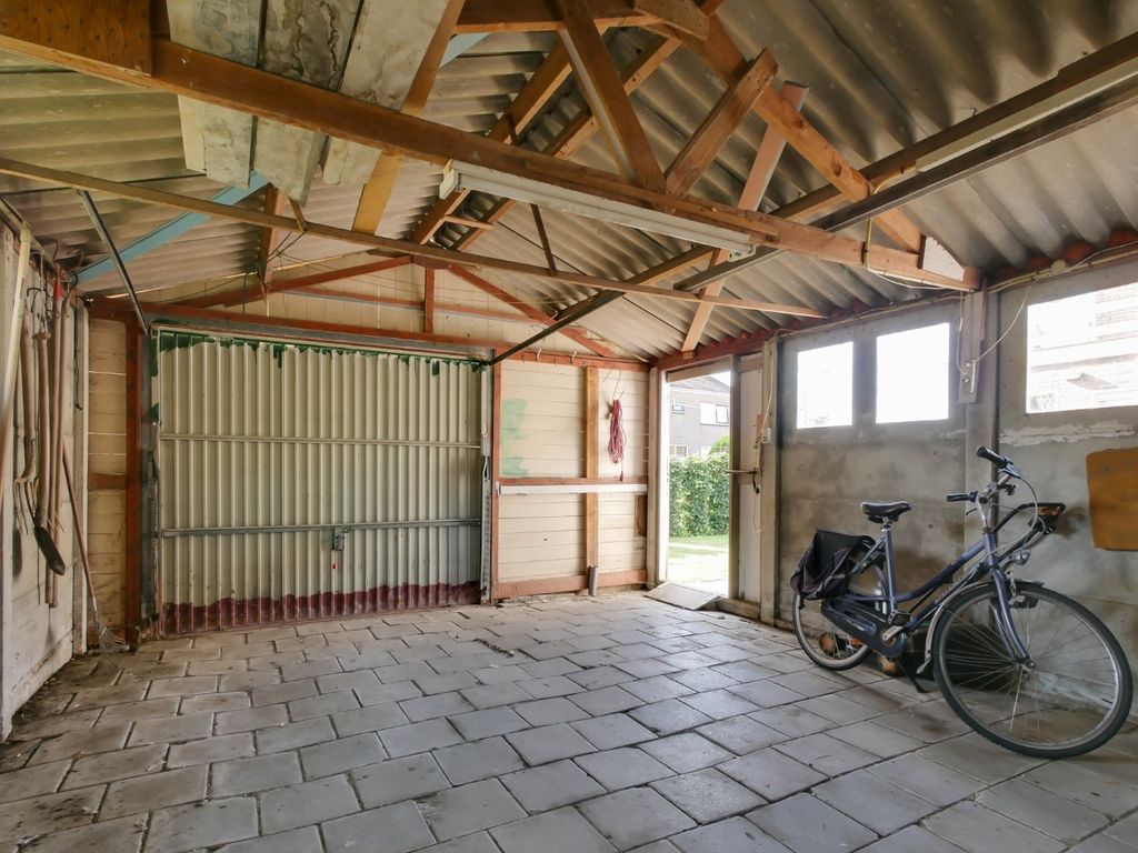 Beatrixlaan 2, Avenhorn